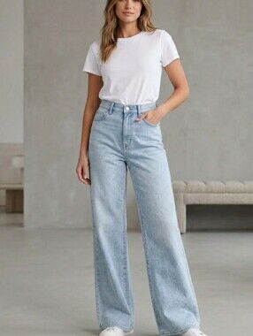 FRAME High Rise Wide Leg Jeans 70s Inspired Stretch Denim. Size 28